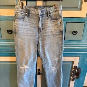 Light Blue Distressed women’s Jeans